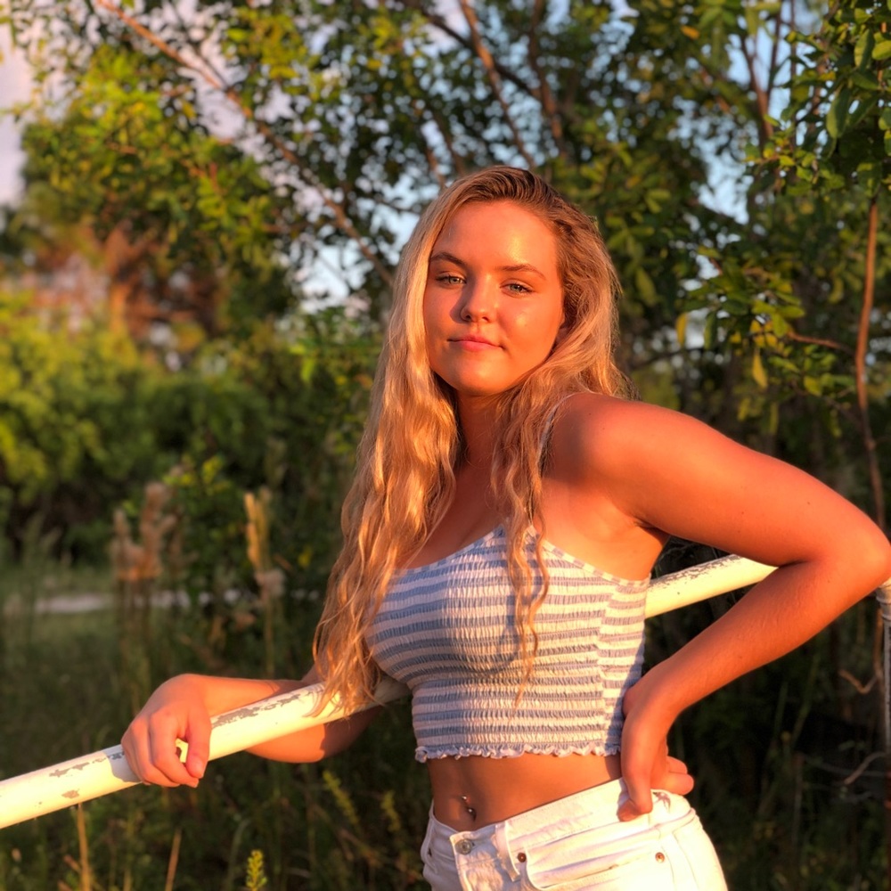 Meet your Posher, Sophia